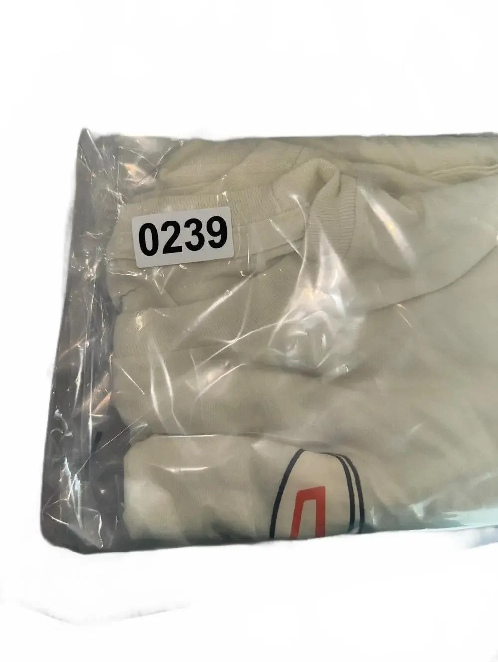 Nike The Nike Tee Graphic T-Shirt Cream Size Small